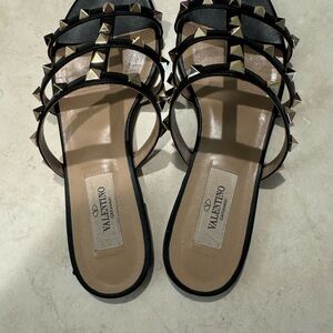 Valentino rockstud Sandals